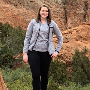 Meet your Posher, Alexandra